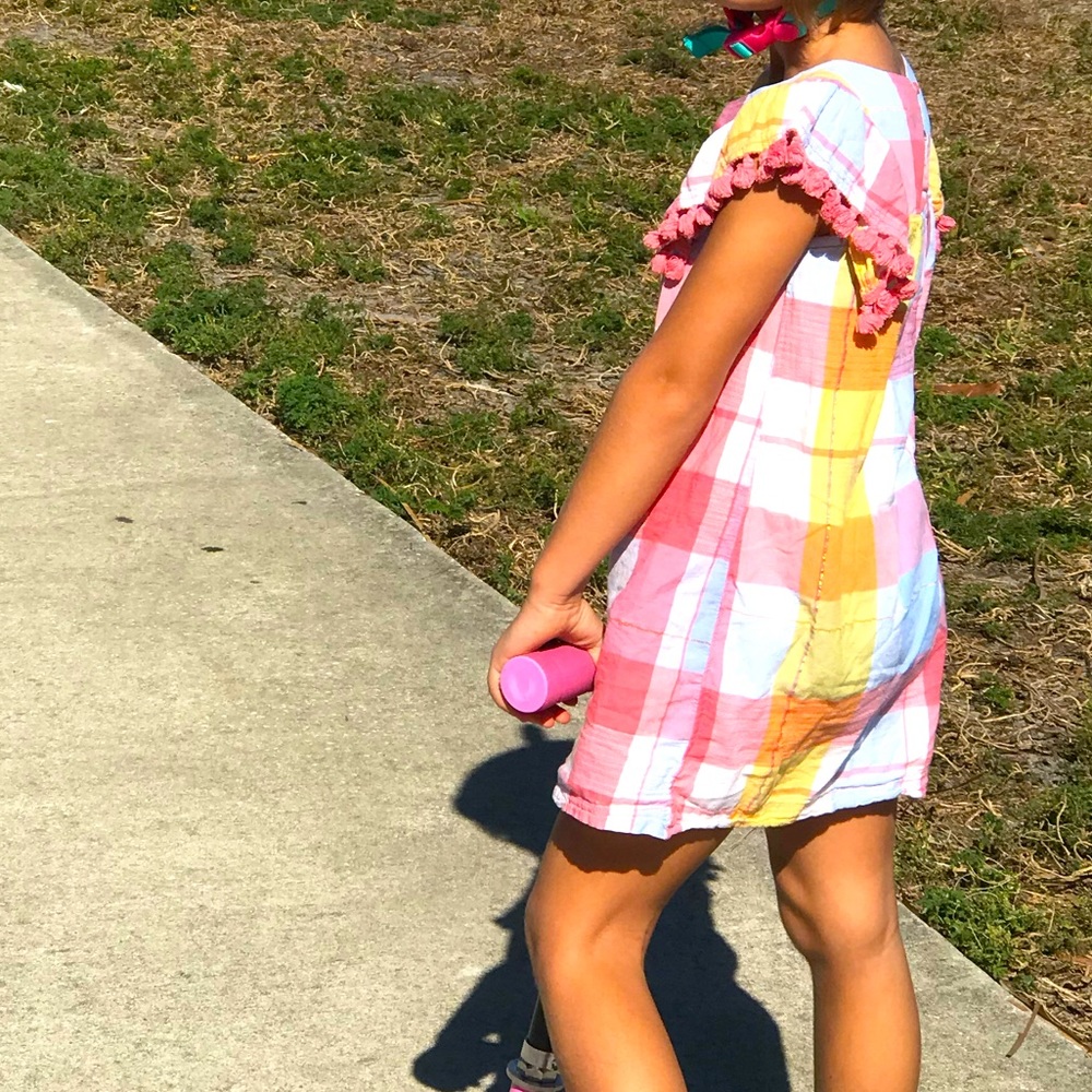 Almost new dress. Very comfortable